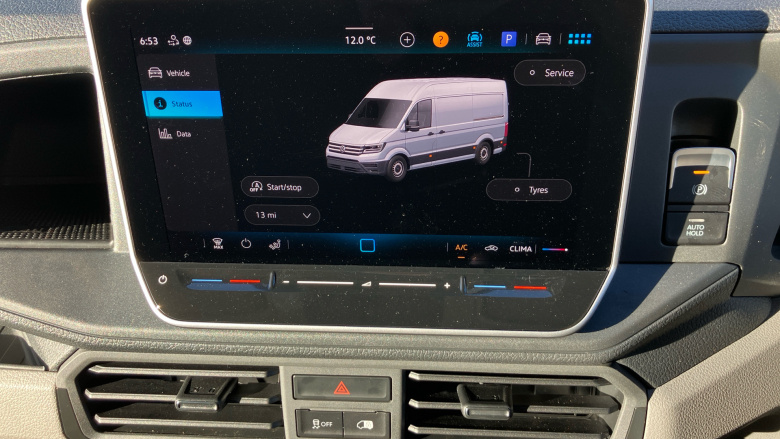 Volkswagen Crafter Cr35 Mwb Diesel Fwd 2.0 TDI 140PS Commerce Plus High Roof Van